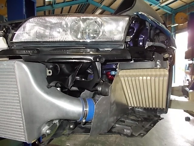 BNR32 オイルクーラー取り付け